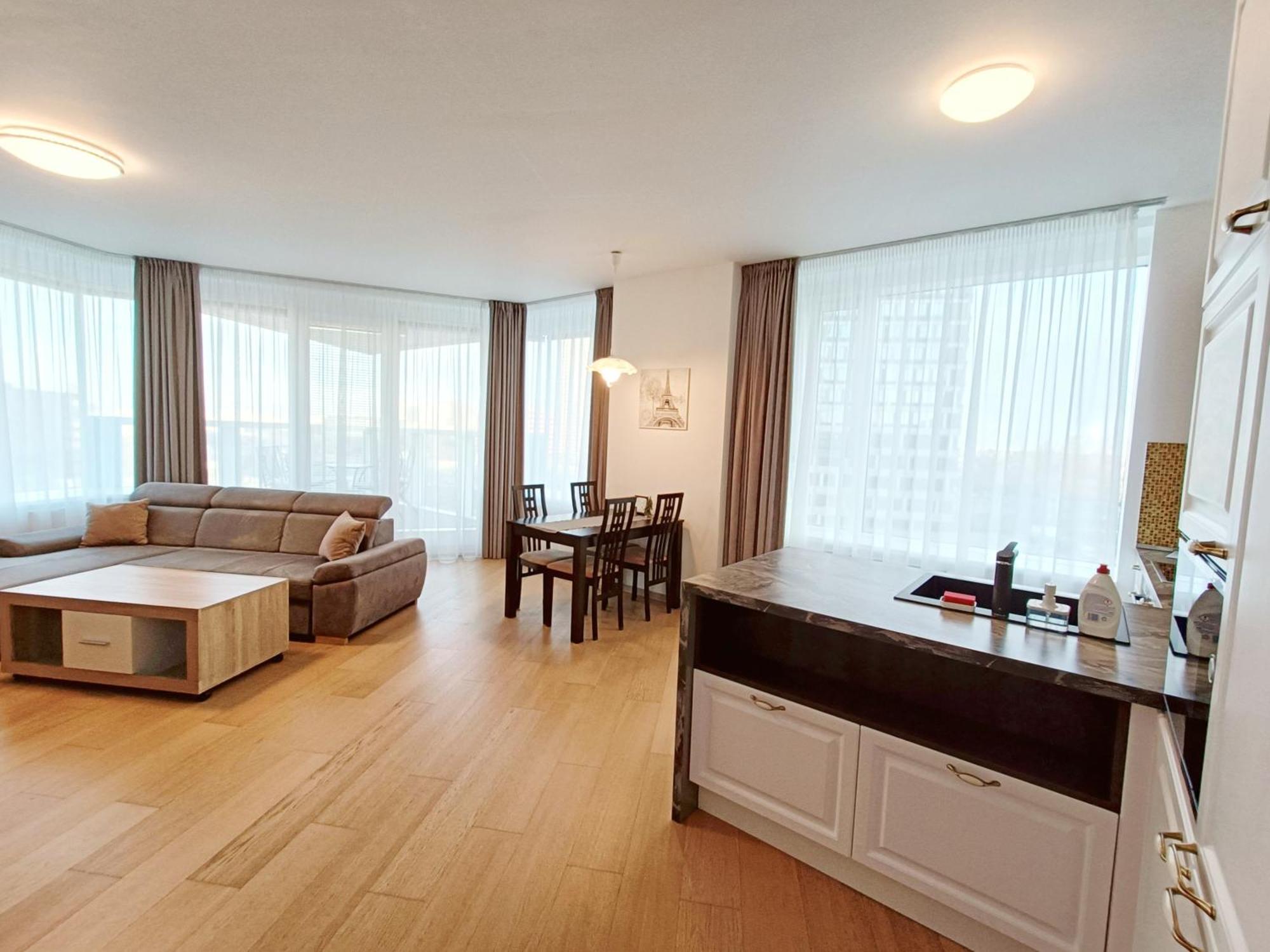 Sag Panorama City Apartment 3 Rooms Free Parking Free Wifi Bratislava Extérieur photo