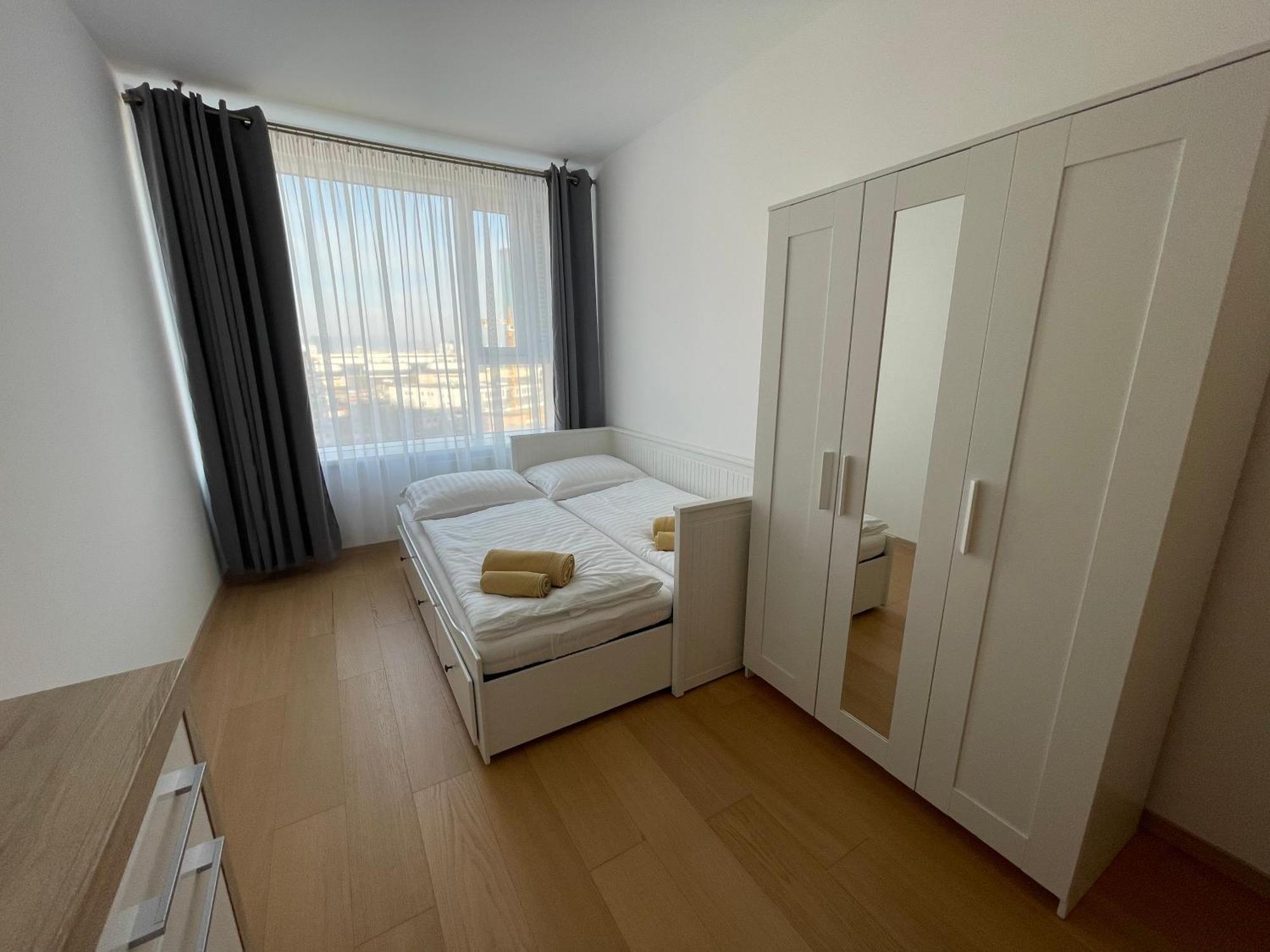 Sag Panorama City Apartment 3 Rooms Free Parking Free Wifi Bratislava Extérieur photo